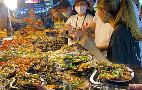 푸꾸옥 야시장: 달빛 아래 펼쳐진 미식의 향연